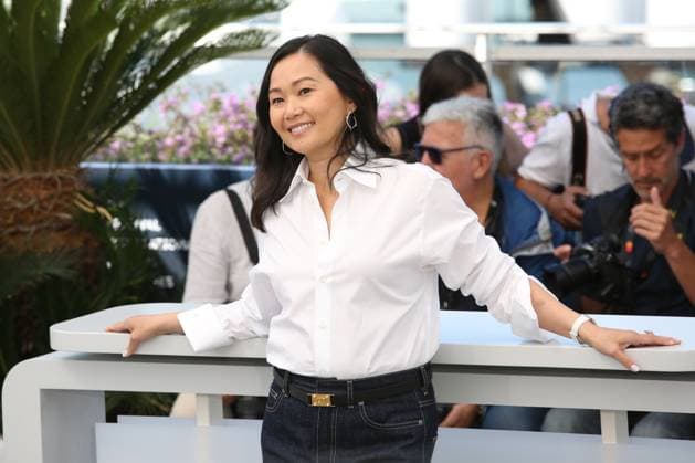77eme Festival International du Film de Cannes Photocall du film Kinds of Kindness 77th Cannes Film Festival Photocall with cast of the film Kinds of kindness Hong Chau 305139 2024 05 18 Cannes France  Copyright: xIsabellexVautierx xStarfacex STAR_305139_024