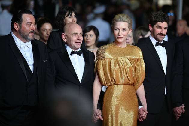 77eme Festival International du Film de Cannes Montee des marches du film Rumors 77th International Cannes Film Festival Festival de Cannes 2024 77e Ã dition montee Rumours Denis MÃ nochet, Rolando Ravello, Cate Blanchett, Evan Johnson 305158 2024 05 18  Copyright: xLionelxGuericolas MPPx STAR_305158_052