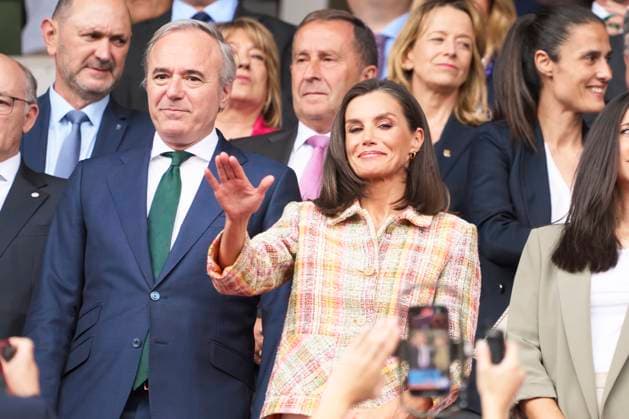 18-05-2024 Zaragoza Queen Letizia attend the final of the Spanish Copa de su Majestad Football 2023 2024 between FC Barcelona and Real Sociedad at the La Romareda in Zaragoza. No Spain Â  Copyright: xPPEx
