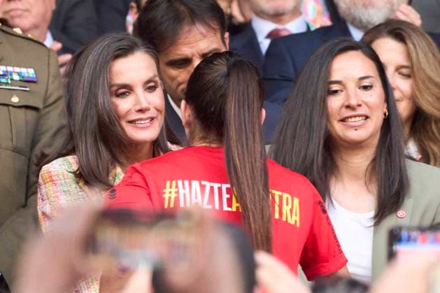 18-05-2024 Zaragoza Queen Letizia and Maria de los Angeles Garcia Chaves attend the final of the Spanish Copa de su Majestad Football 2023 2024 between FC Barcelona and Real Sociedad at the La Romareda in Zaragoza. No Spain Â  Copyright: xPPEx