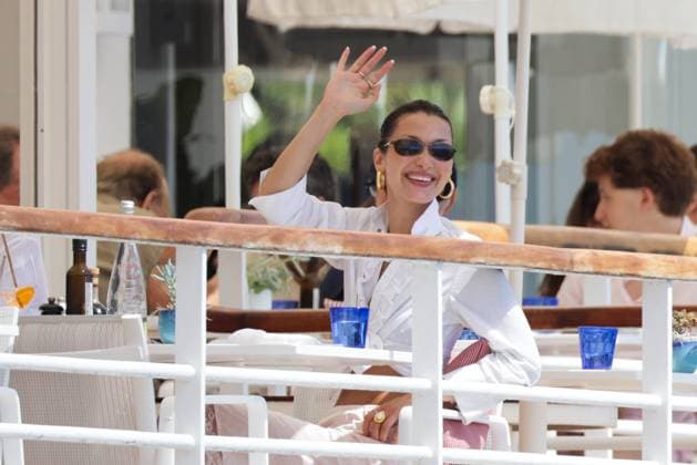 Bella Hadid At Eden Roc - Antibes Bella Hadid at Eden Roc hotel in Antibes, France on May 18, 2024, during the 77th annual Cannes film festival. Photo by ABACAPRESS.COM Antibes France  Copyright: xABACAx