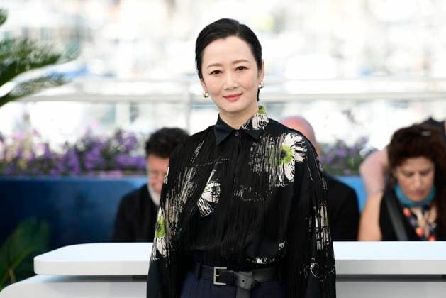 CANNES, FRANCE MAY 19 G D Zhao TAO, actress, during the photocall of the film Caught by the tides competing at the 77th Cannes Film Festival at the Palais des Festivals on May 19, 2024 in Cannes, France CELEBRITES 77eme Festival de Cannes Photocall 19 05 2024 ValentinaClaret Panoramic 