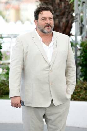 CANNES, FRANCE MAY 19 G D Denis MENOCHET, actor, during the photocall of the film Rumors projected Hors Competition at the 77th Cannes Film Festival at the Palais des Festivals on May 19, 2024 in Cannes, France CELEBRITES 77eme Festival de Cannes Photocall 19 05 2024 ValentinaClaret Panoramic 