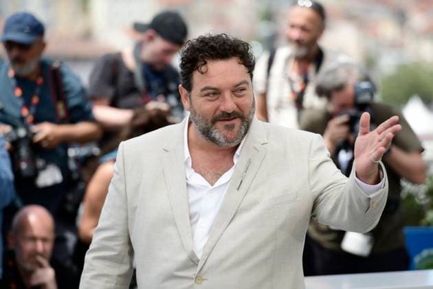 CANNES, FRANCE MAY 19 G D Denis MENOCHET, actor, during the photocall of the film Rumors projected Hors Competition at the 77th Cannes Film Festival at the Palais des Festivals on May 19, 2024 in Cannes, France CELEBRITES 77eme Festival de Cannes Photocall 19 05 2024 ValentinaClaret Panoramic 