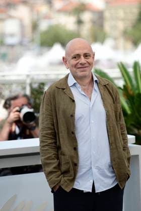 CANNES, FRANCE MAY 19 G D Rolando RAVELLO, actor, during the photocall of the film Rumors projected Hors Competition at the 77th Cannes Film Festival at the Palais des Festivals on May 19, 2024 in Cannes, France CELEBRITES 77eme Festival de Cannes Photocall 19 05 2024 ValentinaClaret Panoramic 