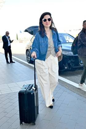 Cannes 2024 Celebs Nice Airport Rebecca Zlotowski at Nice airport ahead of the 77th Cannes Film Festival in Nice, France on May 19, 2024. Photo by Julien Reynaud APS-Medias ABACAPRESS.COM Nice France  Copyright: xReynaudxJulien APS-Medias ABACAx