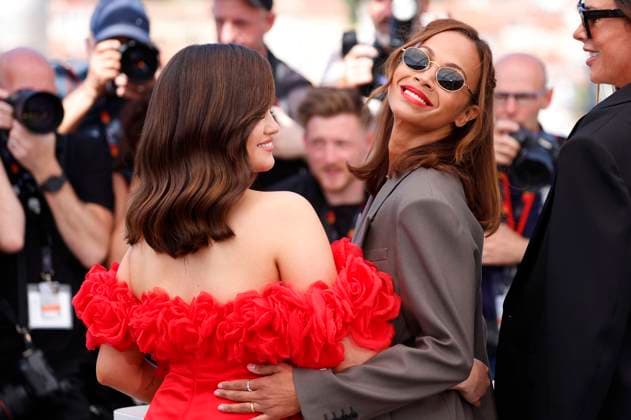 Selena Gomez and Zoe Saldana at the photocall for the movie Emilia Perez at the Festival de Cannes 2024 77 Cannes International Film Festival at the Palais des Festivals Cannes, 19 05 2024 Foto:xD.xBedrosianx xFuturexImagex emilia_4509