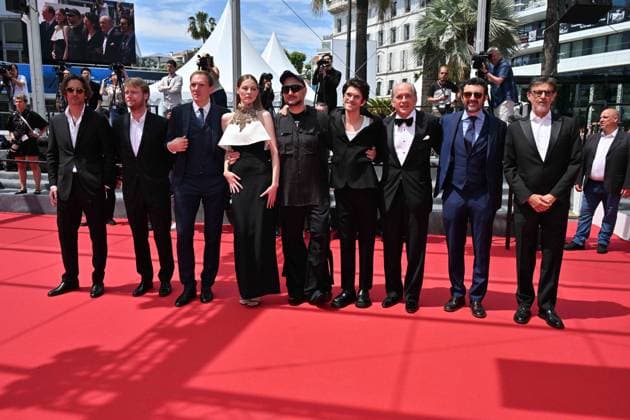 Cannes, France: Cannes, 77th Cannes Film Festival 2024, Red Carpet Limonov - The Ballad In the photo: Mario Gianani, Lorenzo Gangarossa, Tomas Arana, Ben Whishaw, Kirill Serebrennikov, Victoria Miroshnichenko, Andrey Burkovskiy, Ilya Stewart, Dimitri Rassam Cannes France  - ZUMAp169 20240519_zea_p169_873 Copyright: xManuelexMangiarottix