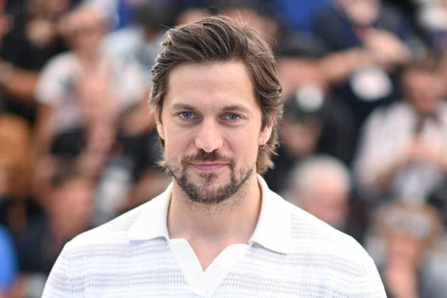 Cannes Les Femmes Au Balcon Photocall Lucas Bravo attending the Les Femmes Au Balcon Photocall as part of the 77th Cannes International Film Festival in Cannes, France on May 19, 2024. Photo by Aurore Marechal ABACAPRESS.COM Cannes France  Copyright: xMarechalxAurore ABACAx