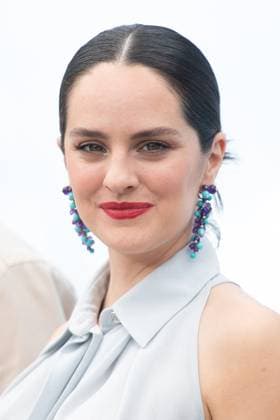 Cannes Les Femmes Au Balcon Photocall Noemie Merlant attending the Les Femmes Au Balcon Photocall as part of the 77th Cannes International Film Festival in Cannes, France on May 19, 2024. Photo by Aurore Marechal ABACAPRESS.COM Cannes France  Copyright: xMarechalxAurore ABACAx