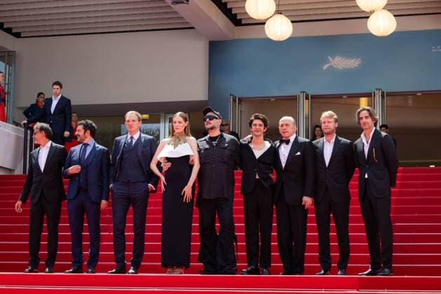 Cannes - Limonov - The Ballad Screening Mario Gianani, Lorenzo Gangarossa, Andrey Burkovskiy, Victoria Miroshnichenko, Kirill Serebrennikov, Ben Whishaw, Tomas Arana, Ilya Stewart and Dimitri Rassam attend the Limonov - The Ballad Red Carpet at the 77th annual Cannes Film Festival at Palais des Festivals on May 19, 2024 in Cannes, France. Photo by Shootpix ABACAPRESS.COM Cannes France  Copyright: xShootpix ABACAx
