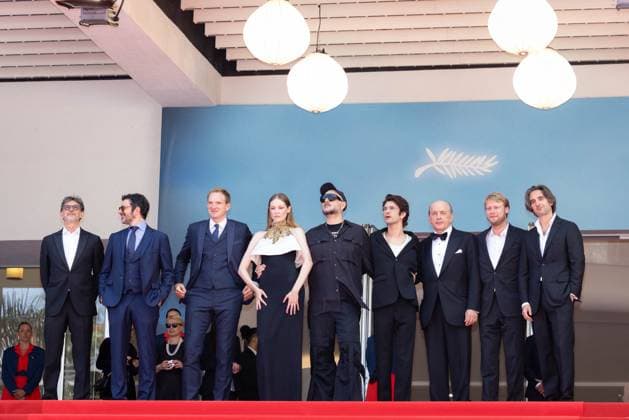 Cannes - Limonov - The Ballad Screening Mario Gianani, Lorenzo Gangarossa, Andrey Burkovskiy, Victoria Miroshnichenko, Kirill Serebrennikov, Ben Whishaw, Tomas Arana, Ilya Stewart and Dimitri Rassam attend the Limonov - The Ballad Red Carpet at the 77th annual Cannes Film Festival at Palais des Festivals on May 19, 2024 in Cannes, France. Photo by Shootpix ABACAPRESS.COM Cannes France  Copyright: xShootpix ABACAx