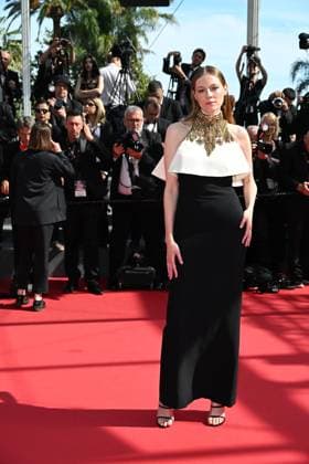 : Cannes, 77th Cannes Film Festival 2024, Day 6 - Red Carpet Limonov - The Ballad Silvia Damiani, Tomas Arana  - ZUMAp169 20240519_zea_p169_980 Copyright: x xipa-agency.netx