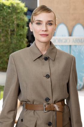 Armani Caffe invite Diane Kruger et Willem Dafoe lors du 77eme Festival International du Film de Cannes Diane Kruger Armani Caffe invite Diane Kruger et Willem Dafoe lors du 77eme Festival International du Film de Cannes, France, le 19 mai 2024 Jeremy Melloul Bestimage Armani Caffe host Diane Kruger and Willem Dafoe during the 77th Cannes International Film Festival on May 19, 2024 Cannes France  Copyright: xJeremyxMelloulx xBestimagexJeremyxMelloulx xBestimagex