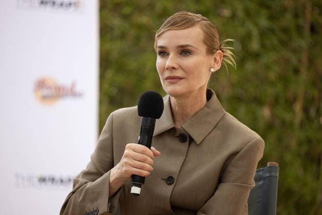 Armani Caffe invite Diane Kruger et Willem Dafoe lors du 77eme Festival International du Film de Cannes Diane Kruger Armani Caffe invite Diane Kruger et Willem Dafoe lors du 77eme Festival International du Film de Cannes, France, le 19 mai 2024 Jeremy Melloul Bestimage Armani Caffe host Diane Kruger and Willem Dafoe during the 77th Cannes International Film Festival on May 19, 2024 Cannes France  Copyright: xJeremyxMelloulx xBestimagexJeremyxMelloulx xBestimagex