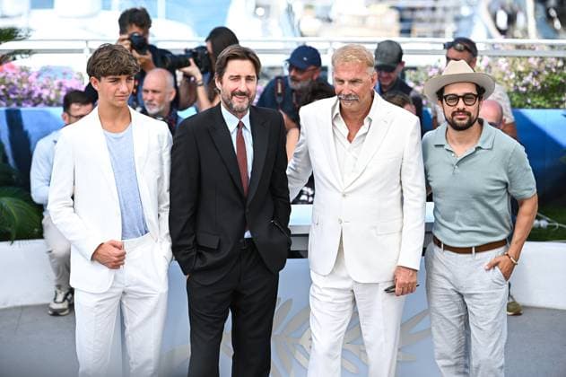 News - Horizon : An American Saga Photocall - The 77th Annual Cannes Film Festival Hayes Costner, Luke Wilson, Kevin Costner and Alejandro Edda attend the Horizon: An American Saga Photocall at the 77th annual Cannes Film Festival at Palais des Festivals on May 19, 2024 in Cannes, France. Cannes Palais des Festival France Copyright: xStefanosxKyriazisx xLiveMediax LPN_1361132
