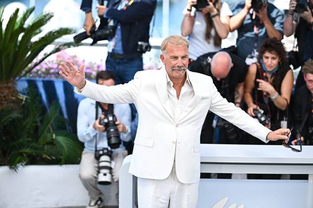 News - Horizon : An American Saga Photocall - The 77th Annual Cannes Film Festival Kevin Costner attends the Horizon: An American Saga Photocall at the 77th annual Cannes Film Festival at Palais des Festivals on May 19, 2024 in Cannes, France. Cannes Palais des Festival France Copyright: xStefanosxKyriazisx xLiveMediax LPN_1361136