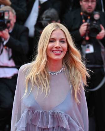 Cannes, 77th Cannes Film Festival 2024, Red Carpet Horizon: An American Saga Pictured: Sienna Miller  Copyright: xManuelexMangiarottix xipa-agencyx xPoolxPhotoxEventsx03x IPA_Agency_IPA46269912