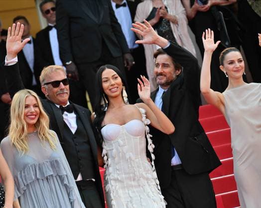 Cannes, 77th Cannes Film Festival 2024, Red Carpet Horizon: An American Saga Pictured: Hayes Costner, Alejandro Edda, Jena Malone, Georgia MacPhail, Sienna Miller, Kevin Costner, Wasà Chief, Luke Wilson, Ella Hunt, Abbey Lee Kershaw , Isabelle Fuhrman Copyright: xManuelexMangiarottix xipa-agencyx xPoolxPhotoxEventsx03x IPA_Agency_IPA46270063