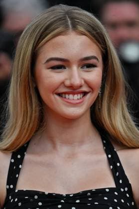 Cannes 2024 Premiere Horizon Georgia MacPhail attending the premiere of the movie Horizon during the 77th Cannes Film Festival in Cannes, France on May 19, 2024. Photo by Julien Reynaud APS-Medias ABACAPRESS.COM Cannes France  Copyright: xReynaudxJulien APS-Medias ABACAx