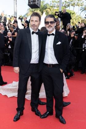 B MontÃ e des marches du film Â Horizon An american saga Â lors du 77eme Festival International du Film de Cannes Richard Orlinski, StÃ phane Hasbanian MontÃ e des marches du film Â Horizon An american saga Â lors du 77eme Festival International du Film de Cannes, au Palais des Festivals Ã Cannes Le 19 mai 2024 Olivier Borde Bestimage Red carpet of the movie Â Horizon An american saga Â during the 77th Cannes International Film Festival at the Palais des Festivals in Cannes, France On may 18th 2024 Cannes France  Copyright: xOLIVIERxBORDEx xBESTIMAGExOLIVIERxBORDEx xBESTIMAGEx