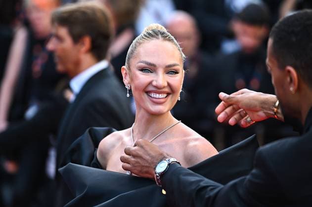 News - Horizon : An American Saga Red Carpet - The 77th Annual Cannes Film Festival Candice Swanepoel attends the Horizon: An American Saga Red Carpet at the 77th annual Cannes Film Festival at Palais des Festivals on May 19, 2024 in Cannes, France. Cannes Palais des Festival France Copyright: xStefanosxKyriazisx xLiveMediax LPN_1362639