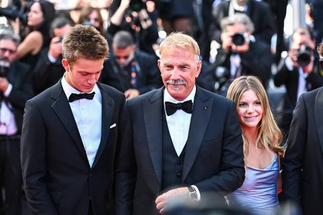 News - Horizon : An American Saga Red Carpet - The 77th Annual Cannes Film Festival Grace Avery Costner, Kevin Costner, Cayden Wyatt Costner attend the Horizon: An American Saga Red Carpet at the 77th annual Cannes Film Festival at Palais des Festivals on May 19, 2024 in Cannes, France. Cannes Palais des Festival France Copyright: xStefanosxKyriazisx xLiveMediax LPN_1362648