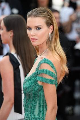 Cannes Horizon: An American Saga Red Carpet NG Guest attending the ?Horizon: An American Saga? Screening and Red Carpet at Palais Des Festivals in Cannes, France on May 19 2024 as part of the 77th Cannes Film Festival. Photo by Nicolas Genin ABACAPRESS.COM Cannes France  Copyright: xGeninxNicolas ABACAx
