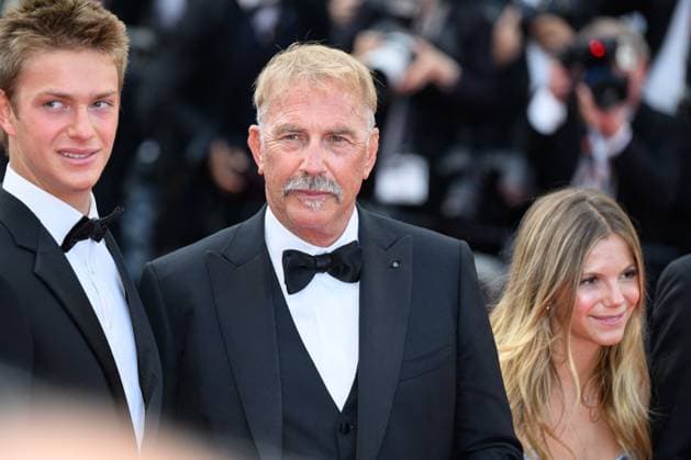 Cannes Horizon: An American Saga Red Carpet NG Kevin Costner attending the ?Horizon: An American Saga? Screening and Red Carpet at Palais Des Festivals in Cannes, France on May 19 2024 as part of the 77th Cannes Film Festival. Photo by Nicolas Genin ABACAPRESS.COM Cannes France  Copyright: xGeninxNicolas ABACAx