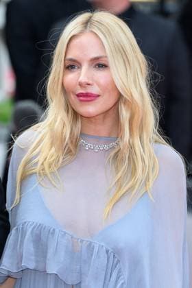 Cannes Horizon: An American Saga Red Carpet NG Sienna Miller attending the ?Horizon: An American Saga? Screening and Red Carpet at Palais Des Festivals in Cannes, France on May 19 2024 as part of the 77th Cannes Film Festival. Photo by Nicolas Genin ABACAPRESS.COM Cannes France  Copyright: xGeninxNicolas ABACAx