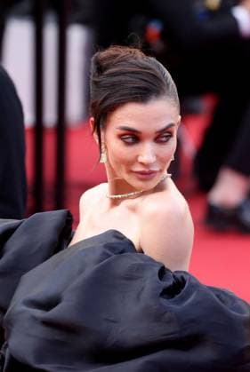 J MontÃ e des marches du film Â Horizon An american saga Â lors du 77eme Festival International du Film de Cannes Amy Jackson MontÃ e des marches du film Â Horizon An american saga Â lors du 77eme Festival International du Film de Cannes, au Palais des Festivals Ã Cannes Le 19 mai 2024 Jacovides Moreau Bestimage Red carpet of the movie Â Horizon An american saga Â during the 77th Cannes International Film Festival at the Palais des Festivals in Cannes, France On may 19th 2024 Cannes France  Copyright: xJACOVIDES-MOREAUx xBESTIMAGExJACOVIDES-MOREAUx xBESTIMAGEx