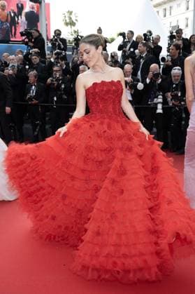 Annual Cannes Film Festival - Horizon Red Carpet - Cannes DN Isabelle Furman attending the Horizon: An American Saga Red Carpet at the 77th annual Cannes Film Festival at Palais des Festivals on May 19, 2024 in Cannes, France. Photo by David Niviere ABACAPRESS.COM Cannes France  Copyright: xNivierexDavid ABACAPRESS.COMx