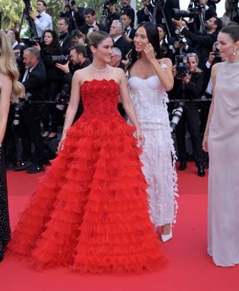 Horizon: An American Saga premiere at 77th Festival de Cannes - Cannes, France CANNES, FRANCE. May 19, 2024: Isabelle Fuhrman & Wase Chief at the Horizon: An American Saga premiere at the 77th Festival de Cannes. Picture: Paul Smith Featureflash Cannes France  Copyright: xPaulxSmithx xFeatureflashx