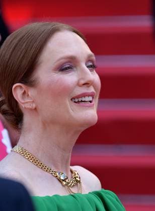Horizon: An American Saga premiere at 77th Festival de Cannes - Cannes, France CANNES, FRANCE. May 19, 2024: Julianne Moore at the Horizon: An American Saga premiere at the 77th Festival de Cannes. Picture: Paul Smith Featureflash Cannes France  Copyright: xPaulxSmithx xFeatureflashx