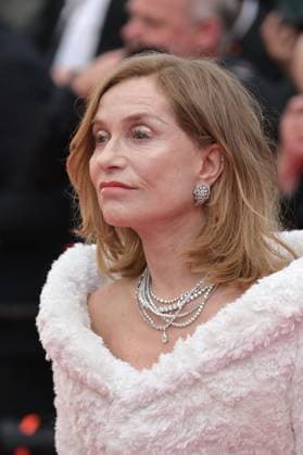 Horizon: An American Saga premiere at 77th Festival de Cannes - Cannes, France CANNES, FRANCE. May 19, 2024: Isabelle Huppert at the Horizon: An American Saga premiere at the 77th Festival de Cannes. Picture: Paul Smith Featureflash Cannes France  Copyright: xPaulxSmithx xFeatureflashx