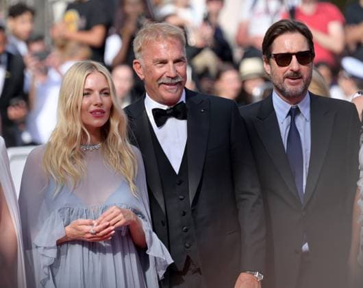 Horizon: An American Saga premiere at 77th Festival de Cannes - Cannes, France CANNES, FRANCE. May 19, 2024: Sienna Miller & Kevin Costner at the Horizon: An American Saga premiere at the 77th Festival de Cannes. Picture: Paul Smith Featureflash Cannes France  Copyright: xPaulxSmithx xFeatureflashx