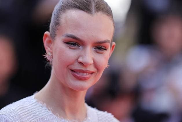 Cannes - Horizon: An American Saga Screening Josephine Skriver attends the Horizon: An American Saga Red Carpet at the 77th annual Cannes Film Festival at Palais des Festivals on May 19, 2024 in Cannes, France Photo by Shootpix ABACAPRESS.COM Cannes France  Copyright: xShootpix ABACAx