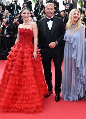 American actor director Kevin Costner, actress Isabelle and British actress Sienna Miller attend the premiere of Horizon: An American Saga at the 77th Cannes Film Festival in Cannes, France on Sunday, May 19, 2024.  CAN20240519189 RUNExHELLESTAD