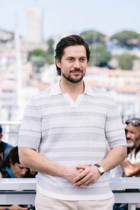 77eme Festival International du Film de Cannes Photocall with Les femmes au Balcon 77th International Cannes Film Festival Photocall with Les Femmes au Balcon movie cast 305196 2024 05 19 Alpes Maritimes Cannes France Bravo, Lucas  Copyright: xTerencexBaelenx STAR_305196_035