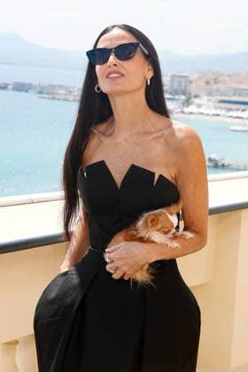 Photocall of The Substitute at Hotel Carlton in Cannes, France on May 19, 2024 Demi Moore Photocall of The Substitute at Hotel Carlton in Cannes, France on May 19, 2024 Christophe Clovis Bestimage Photocall of The Substitute at Hotel Carlton at the 77th Cannes International Film Festival on 19 May 2024 France  Copyright: xChristophexClovisx xBestimagexChristophexClovisx xBestimagex