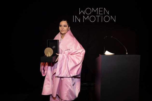 B Award ceremony during the Women in Motion dinner by the Kering group, Place de la Castre, at the 77th Cannes International Film Festival Amanda Nell Eu Award ceremony during the Women in Motion dinner by the Kering group, Place de la Castre, at the 77th Cannes International Film Festival On May 19, 2024 Olivier Borde Bestimage Women in Motion 2024 Award during the Kering And Cannes Film Festival Official Dinner, at the 77th annual Cannes Film Festival On May 19, 2024 Cannes France  Copyright: xOLIVIERxBORDEx xBESTIMAGExOLIVIERxBORDEx xBESTIMAGEx