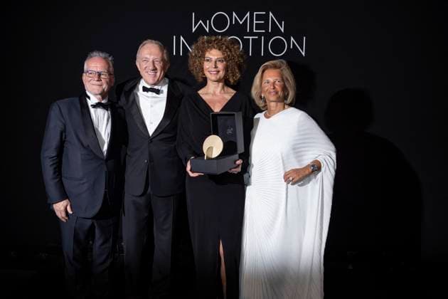 B Award ceremony during the Women in Motion dinner by the Kering group, Place de la Castre, at the 77th Cannes International Film Festival Thierry FrÃ maux, Francois Henri Pinault, Donna Langley, Iris Knobloch Award ceremony during the Women in Motion dinner by the Kering group, Place de la Castre, at the 77th Festival International du Film de Cannes On May 19, 2024 Olivier Borde Bestimage Women in Motion 2024 Award during the Kering And Cannes Film Festival Official Dinner, at the 77th annual Cannes Film Festival On May 19, 2024 Cannes France  Copyright: xOLIVIERxBORDEx xBESTIMAGExOLIVIERxBORDEx xBESTIMAGEx