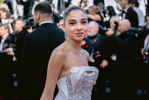77eme Festival International du Film de Cannes Montee des marches du film Horizon An American Saga 77th International Cannes Film Festival Red carpet of Horizon An American Saga movie 305193 2024 05 19 Alpes Maritimes Cannes France  Copyright: xTerencexBaelenx STAR_305193_040