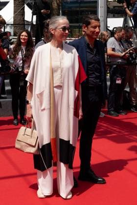 77eme Festival International du Film de Cannes Montee des marches du film Limonov 19 mai 77th International Cannes Film Festival Red carpet of Limonov movie 305202 2024 05 16 Ernotte, Delphine Lisnard, David  Copyright: xEstellexCarlierx xStarfacex STAR_305202_013
