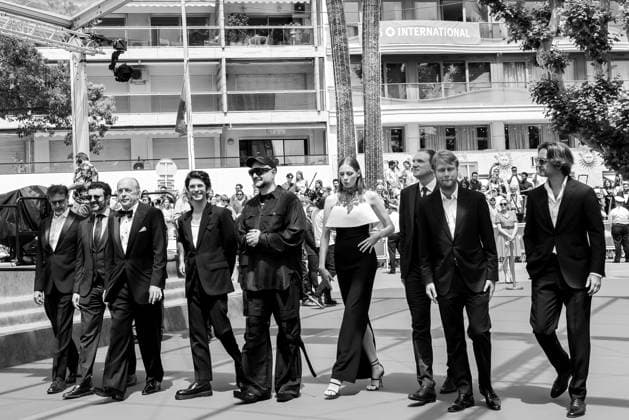 77eme Festival International du Film de Cannes Montee des marches du film Limonov 19 mai 77th International Cannes Film Festival Red carpet of Limonov movie 305202 2024 05 16 Serebrennikov, Kirill Mirochnitchenko, Viktoria Whishaw, Ben  Copyright: xEstellexCarlierx xStarfacex STAR_305202_014