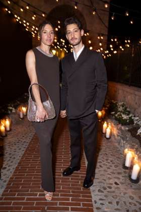 B PersonnalitÃ s aun diner Women in Motion par le groupe Kering, Place de la Castre, lors du 77eme Festival International du Film de Cannes Natasha Andrews et son compagnon Pierre Niney PersonnalitÃ s au diner Women in Motion par le groupe Kering, Place de la Castre, lors du 77eme Festival International du Film de Cannes Le 19 mai 2024 Olivier Borde Bestimage 2024 Kering Women In Motion Awards and Cannes Film Festival Presidential Dinner at the 77th annual Cannes Film Festival at the Place de la Castre On May 19, 2024 Cannes France  Copyright: xOLIVIERxBORDEx xBESTIMAGExOLIVIERxBORDEx xBESTIMAGEx