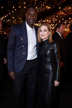 B PersonnalitÃ s aun diner Women in Motion par le groupe Kering, Place de la Castre, lors du 77eme Festival International du Film de Cannes Omar Sy, Isabelle Huppert PersonnalitÃ s au diner Women in Motion par le groupe Kering, Place de la Castre, lors du 77eme Festival International du Film de Cannes Le 19 mai 2024 Olivier Borde Bestimage 2024 Kering Women In Motion Awards and Cannes Film Festival Presidential Dinner at the 77th annual Cannes Film Festival at the Place de la Castre On May 19, 2024 Cannes France  Copyright: xOLIVIERxBORDEx xBESTIMAGExOLIVIERxBORDEx xBESTIMAGEx
