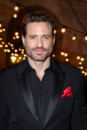 B PersonnalitÃ s aun diner Women in Motion par le groupe Kering, Place de la Castre, lors du 77eme Festival International du Film de Cannes Edgar Ramirez PersonnalitÃ s au diner Women in Motion par le groupe Kering, Place de la Castre, lors du 77eme Festival International du Film de Cannes Le 19 mai 2024 Olivier Borde Bestimage 2024 Kering Women In Motion Awards and Cannes Film Festival Presidential Dinner at the 77th annual Cannes Film Festival at the Place de la Castre On May 19, 2024 Cannes France  Copyright: xOLIVIERxBORDEx xBESTIMAGExOLIVIERxBORDEx xBESTIMAGEx
