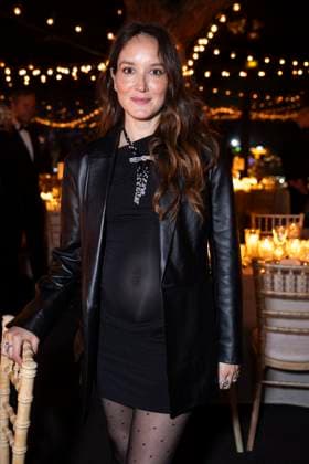 B PersonnalitÃ s aun diner Women in Motion par le groupe Kering, Place de la Castre, lors du 77eme Festival International du Film de Cannes Anais Demoustier pregnant PersonnalitÃ s au diner Women in Motion par le groupe Kering, Place de la Castre, lors du 77eme Festival International du Film de Cannes Le 19 mai 2024 Olivier Borde Bestimage 2024 Kering Women In Motion Awards and Cannes Film Festival Presidential Dinner at the 77th annual Cannes Film Festival at the Place de la Castre On May 19, 2024 Cannes France  Copyright: xOLIVIERxBORDEx xBESTIMAGExOLIVIERxBORDEx xBESTIMAGEx