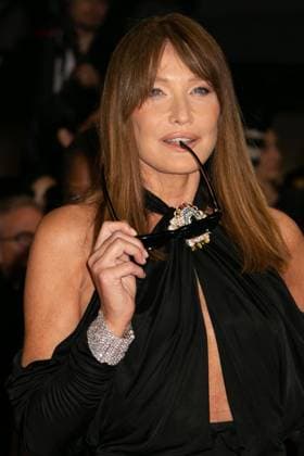 77eme Festival International du Film de Cannes Marches du film The Substance 77th Cannes Film Festival Red carpet of the film The substance Carla Bruni 305207 2024 05 19 Cannes France  Copyright: xIsabellexVautierx xStarfacex STAR_305207_135